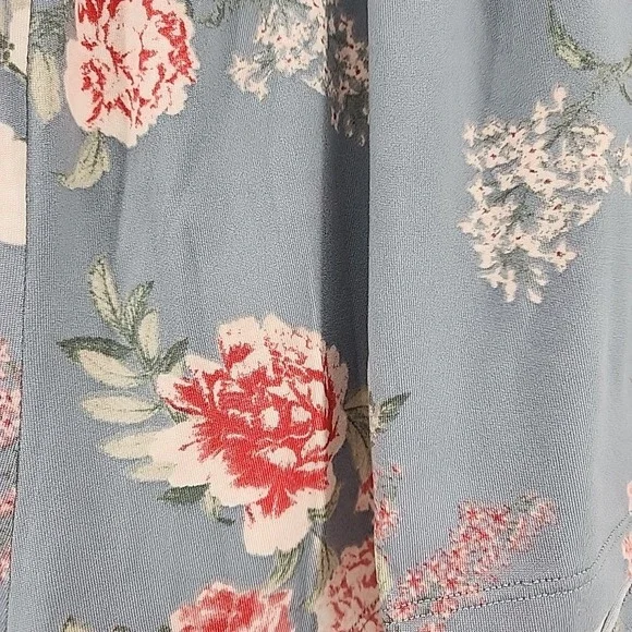 Flora Nikrooz Silky Floral Shorts Cami 2-Piece Pajama Set Sz L Grey Feminine - Picture 6 of 7